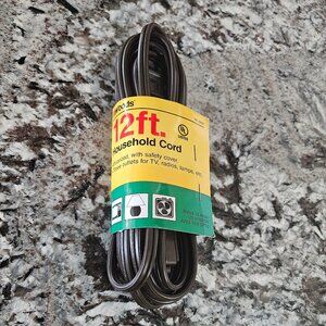 BRAND NEW WOODS HOUSEHOLD 12 FOOT EXTENSION CORD IN BROWN, #0602